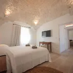 Villa Td Trulli Lorusso Design Luxury Trulli With Pool