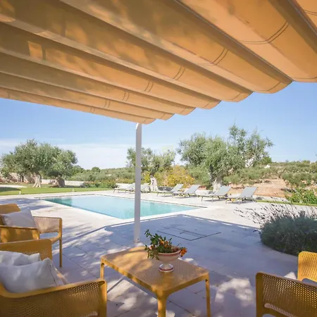 Villa Td Trulli Lorusso Design Luxury Trulli With Pool