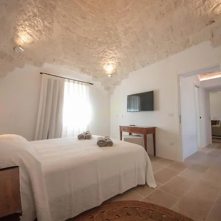 Willa Td Trulli Lorusso Design Luxury Trulli With Pool