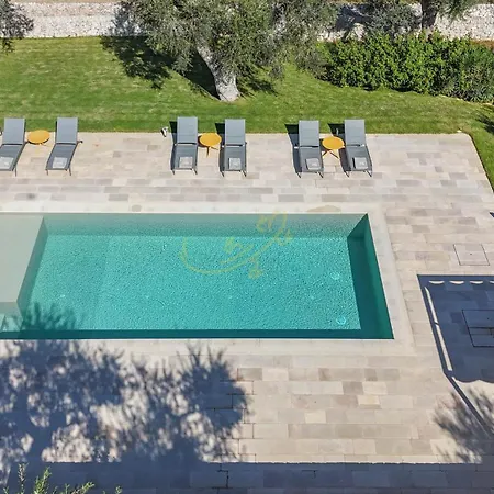 Vila Td Trulli Lorusso Design Luxury Trulli With Pool Castellana Grotte